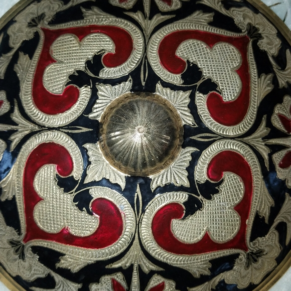 Brass Swords & Shield - Picture 2 of 14